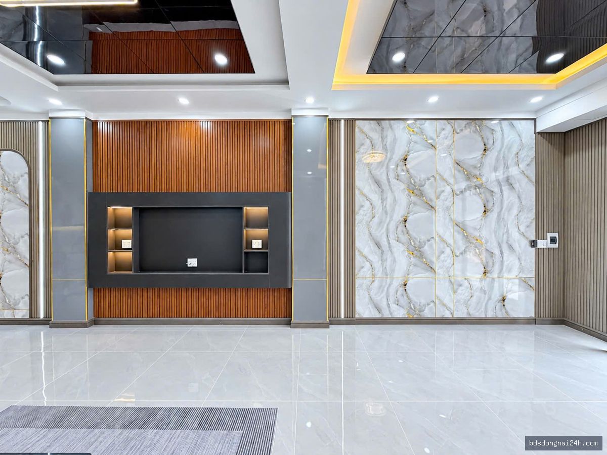 Bán nhà 1 trệt 1 lầu sân ô tô, full nội thất (80m²) - Hình ảnh 3