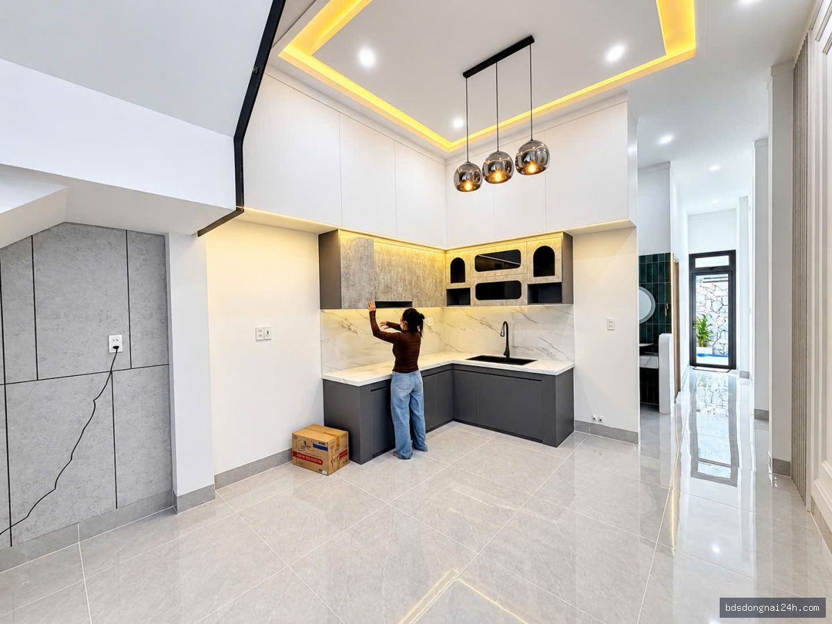 Bán nhà 1 trệt 1 lầu, sân ô tô tại Tân Phong, Biên Hòa (130m²) - Hình ảnh 8