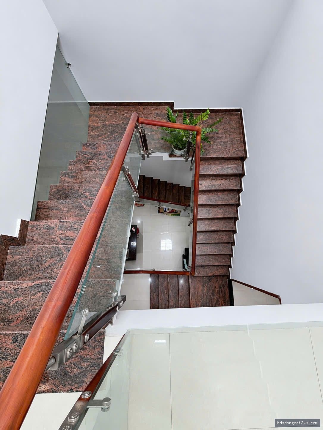 Bán nhà 1 trệt 2 lầu sân ô tô tại Bửu Long, Biên Hòa (87m²) - Hình ảnh 7