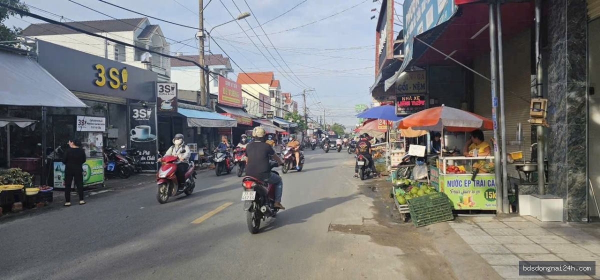 Bán mặt bằng kinh doanh mặt tiền tại Trảng Dài, Biên Hòa (135m²)