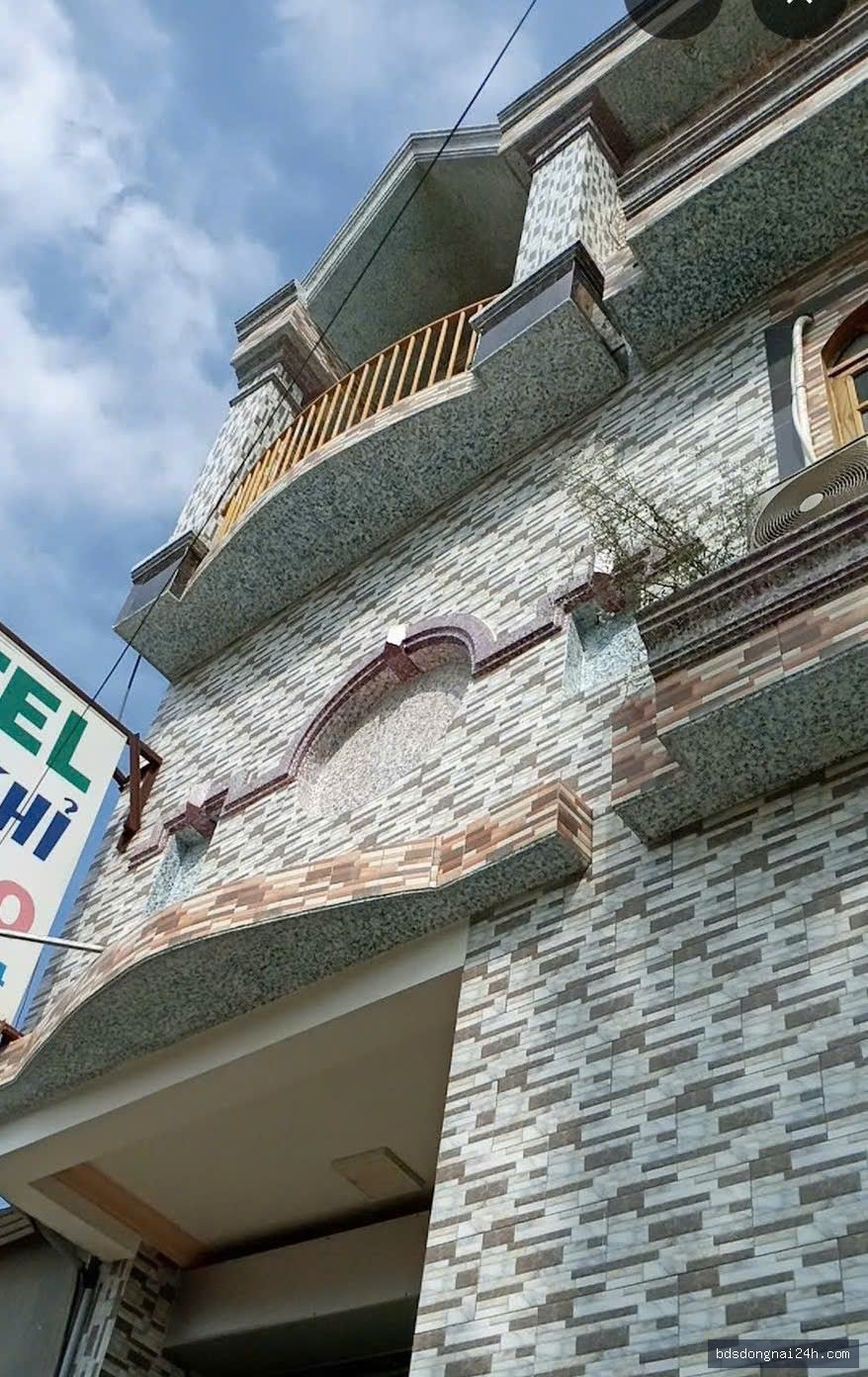 Bán nhà phố (112m²)