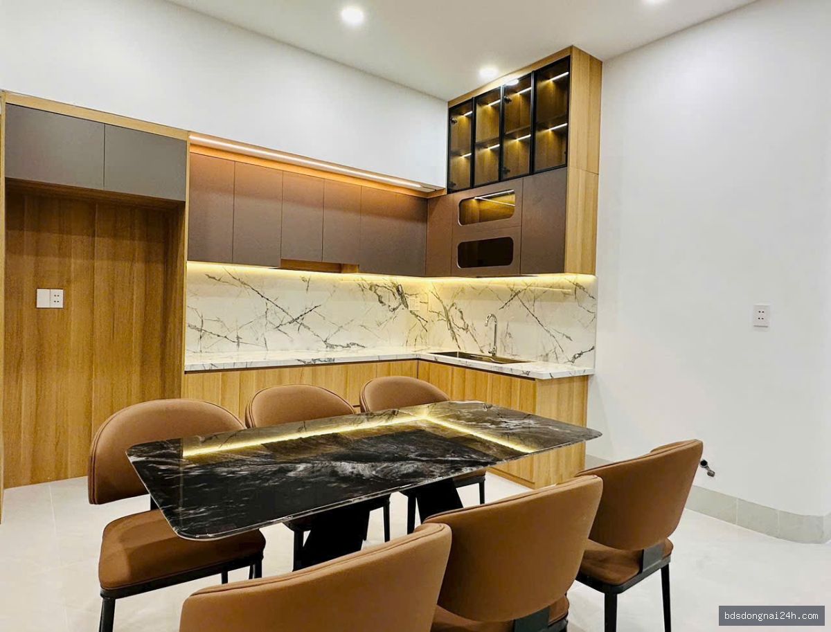 Bán nhà 1 trệt 1 lầu, sân ô tô, gần chợ tại Trảng Dài, Biên Hòa - Hình ảnh 10