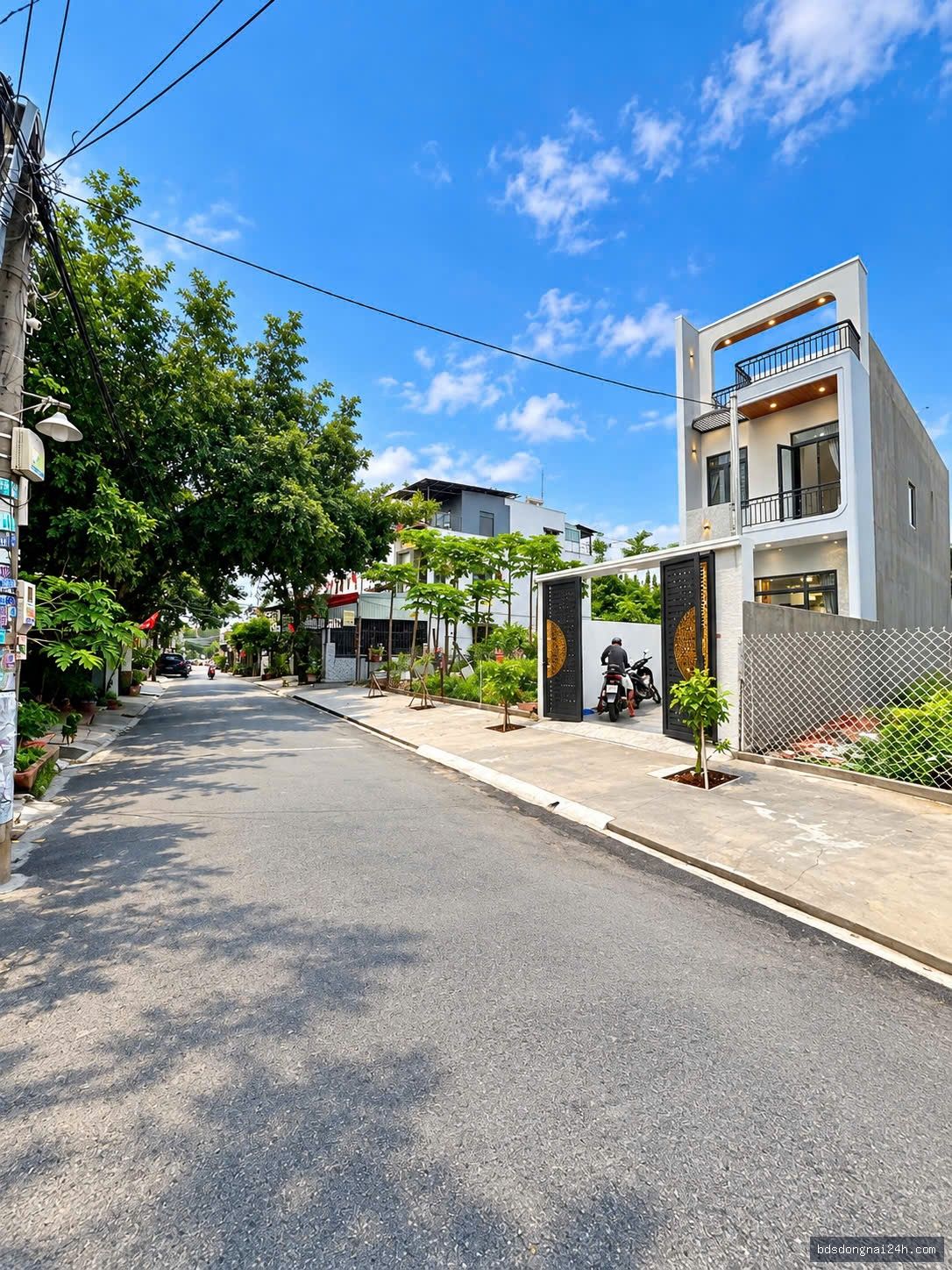 Bán nhà 1 trệt 1 lầu, sân ô tô, mặt tiền tại Trảng Dài, Biên Hòa - Hình ảnh 9