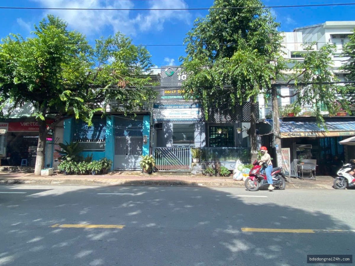 Bán mặt bằng kinh doanh, mặt tiền (114m²)