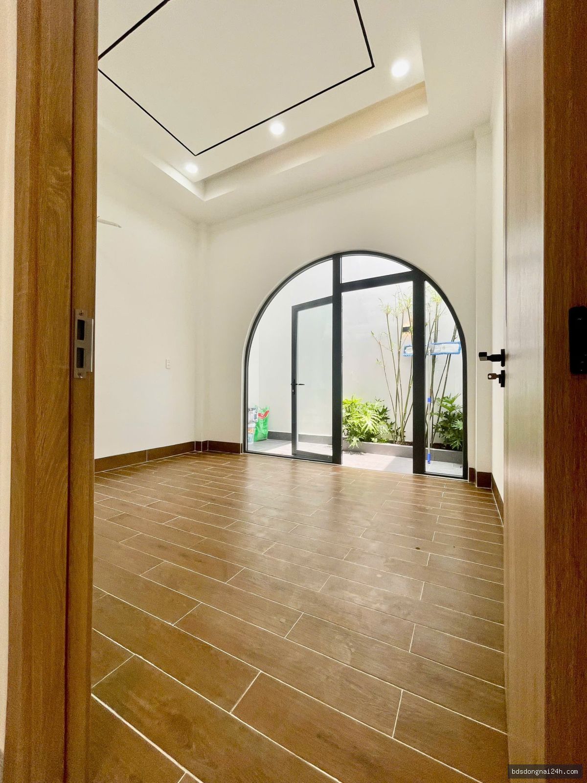 Bán nhà 1 trệt 1 lầu, sân ô tô tại Hố Nai, Biên Hòa (100m²) - Hình ảnh 6