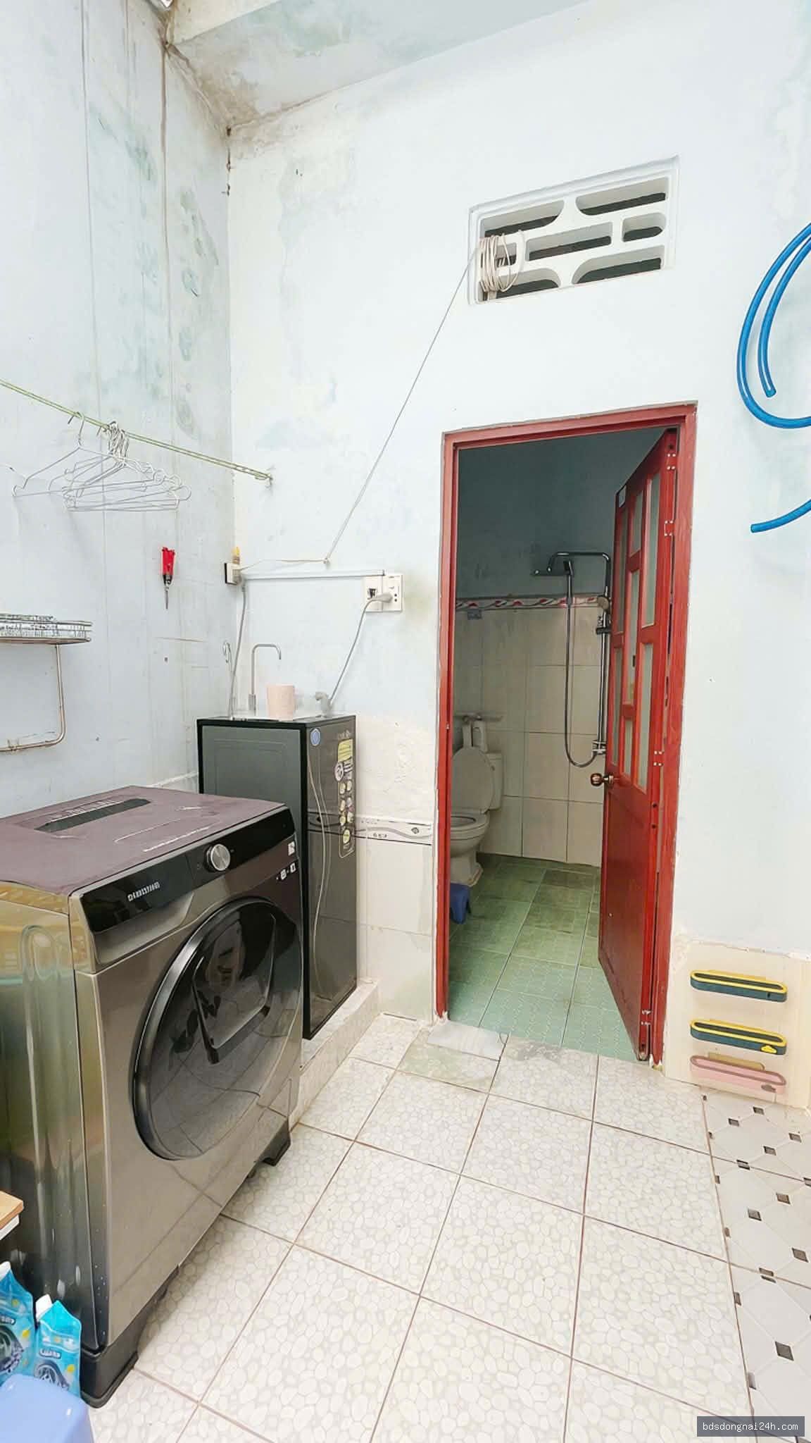 Bán nhà phố, gần chợ tại Trảng Dài, Biên Hòa (110m²) - Hình ảnh 5