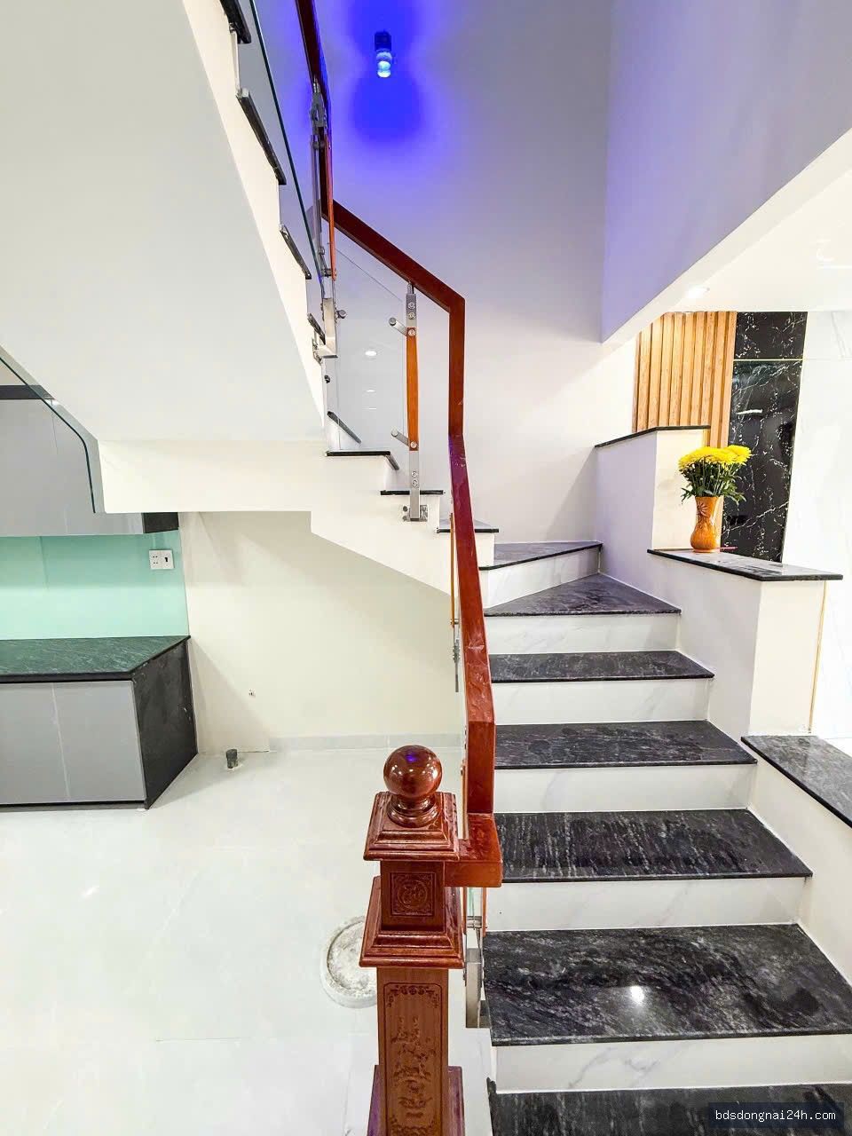 Bán nhà lầu kiên cố gần chợ tại Tân Phong, Biên Hòa (60m²) - Hình ảnh 11