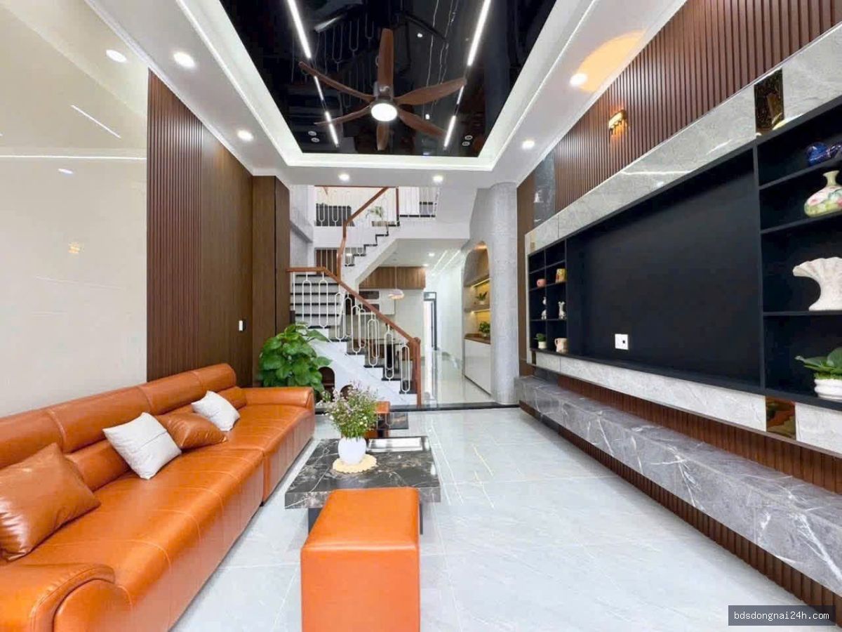 Bán nhà 1 trệt 2 lầu, sân ô tô tại Tân Phong, Biên Hòa (100m²) - Hình ảnh 5