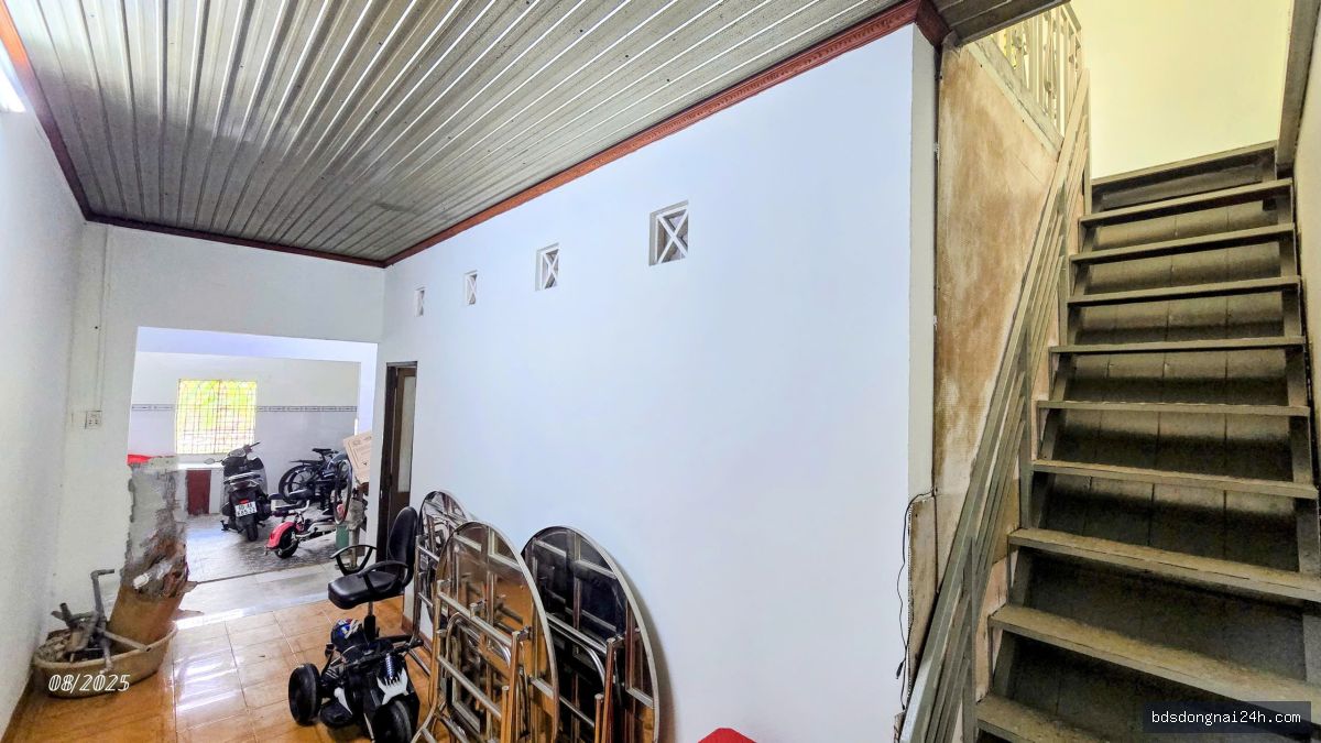 Bán nhà phố, sân ô tô (161.7m²) - Hình ảnh 4