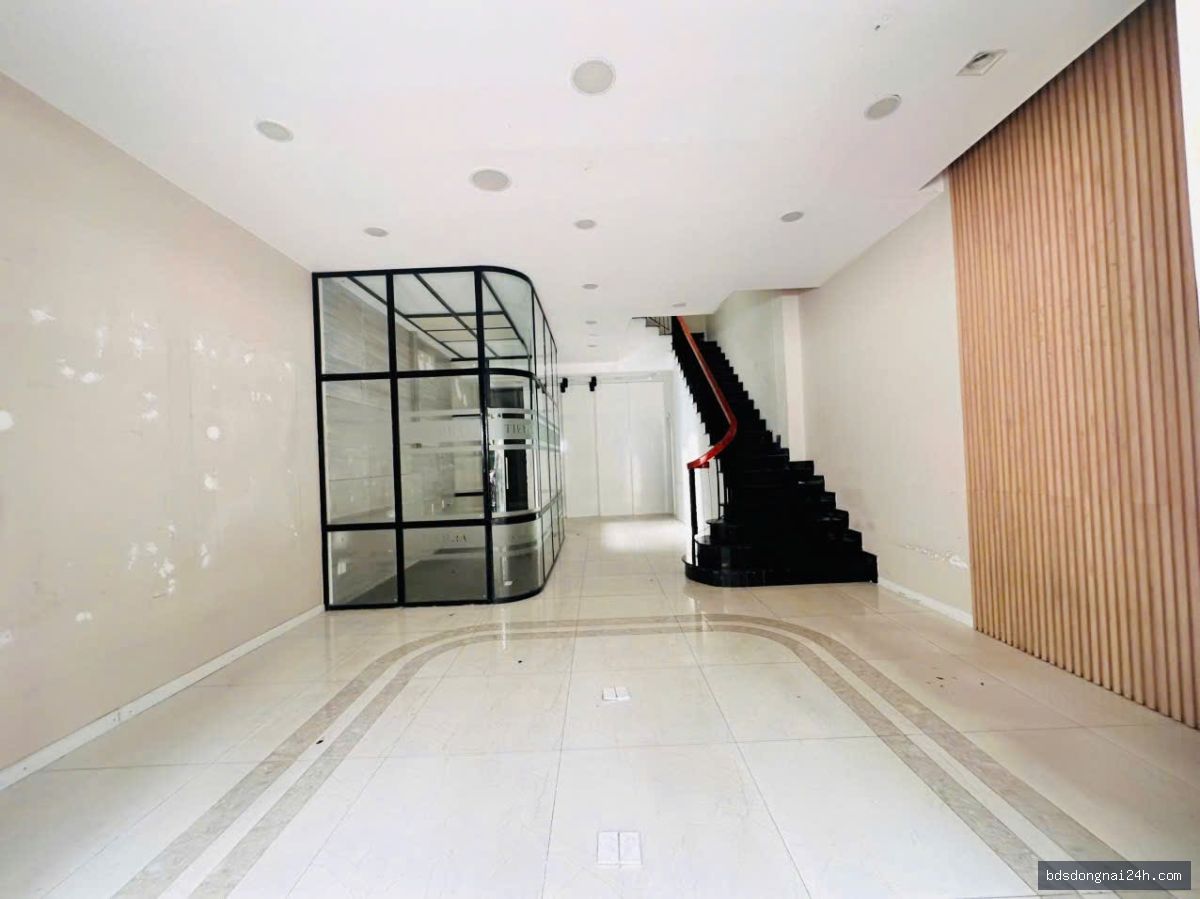 Cho thuê mặt bằng kinh doanh (123.8m²)
