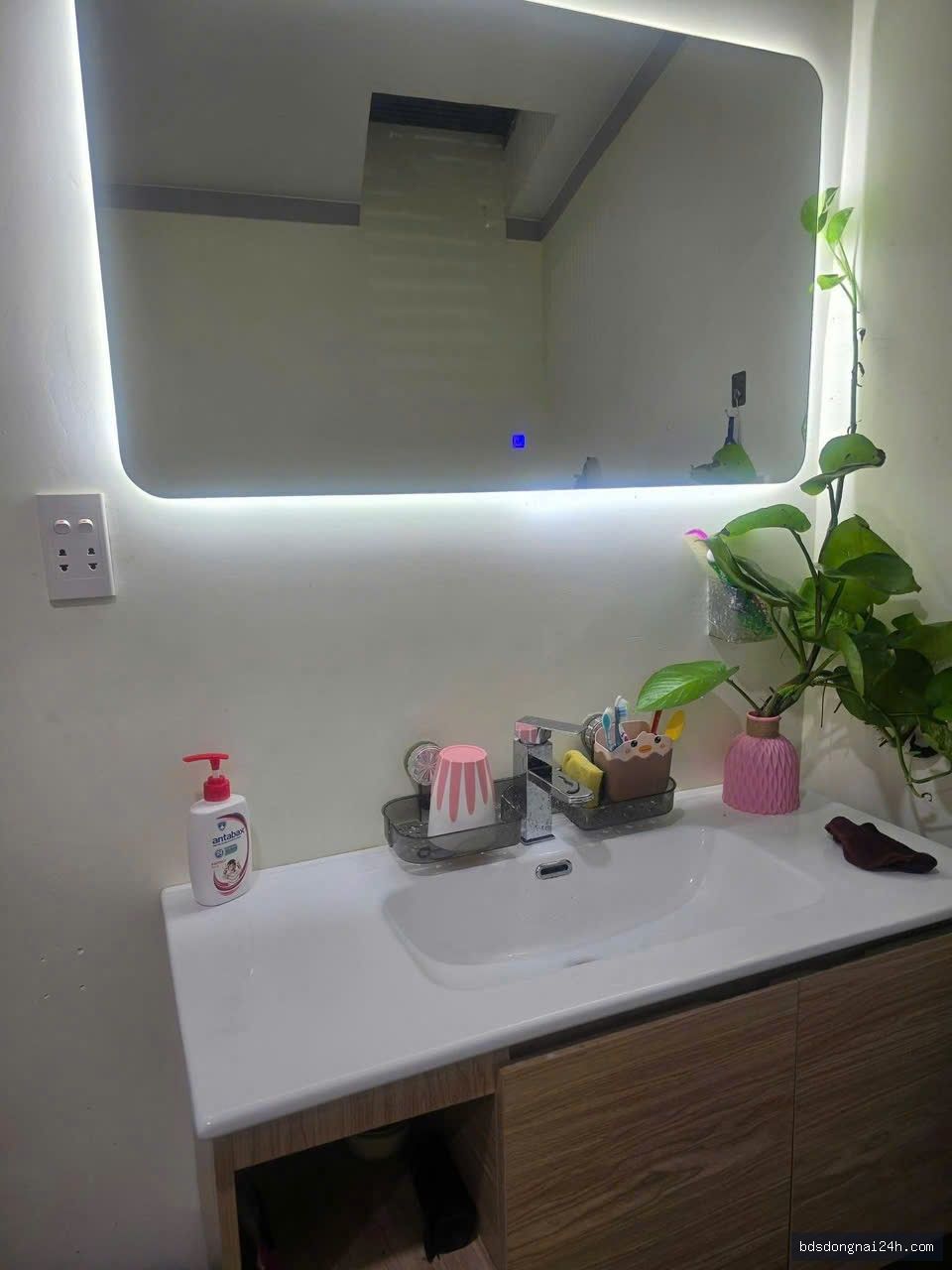 Bán nhà phố, sân ô tô tại Trảng Dài, Biên Hòa (110m²) - Hình ảnh 4