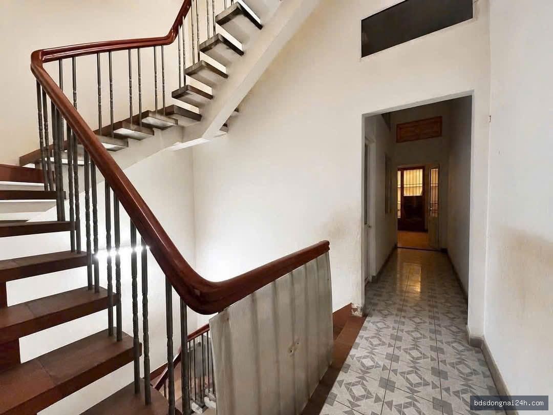 Cho thuê nhà 1 trệt 2 lầu, mặt tiền tại Tam Hiệp, Biên Hòa (68m²) - Hình ảnh 2