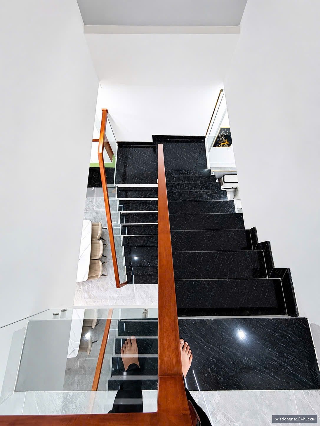 Bán nhà 1 trệt 1 lầu sân ô tô, full nội thất (65m²) - Hình ảnh 11
