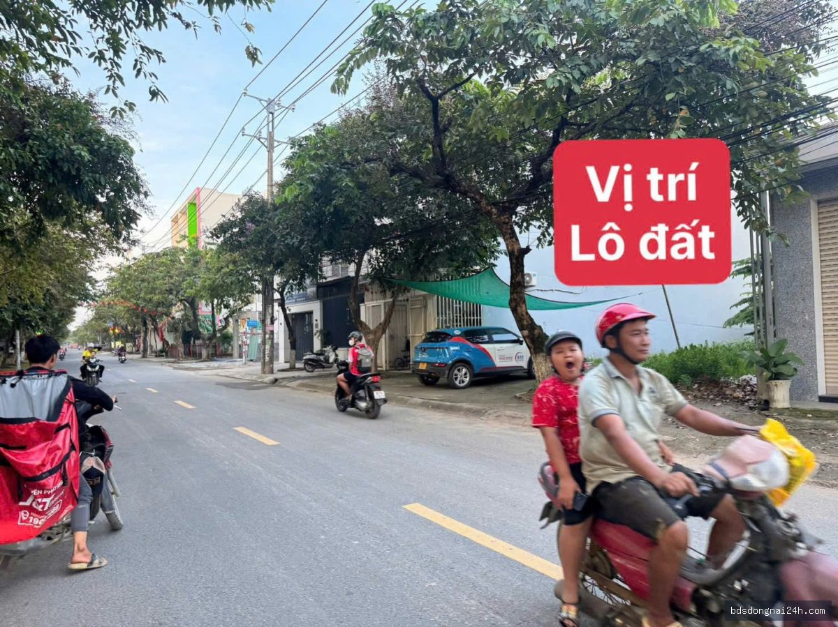 Bán mặt bằng kinh doanh mặt tiền (115m²)