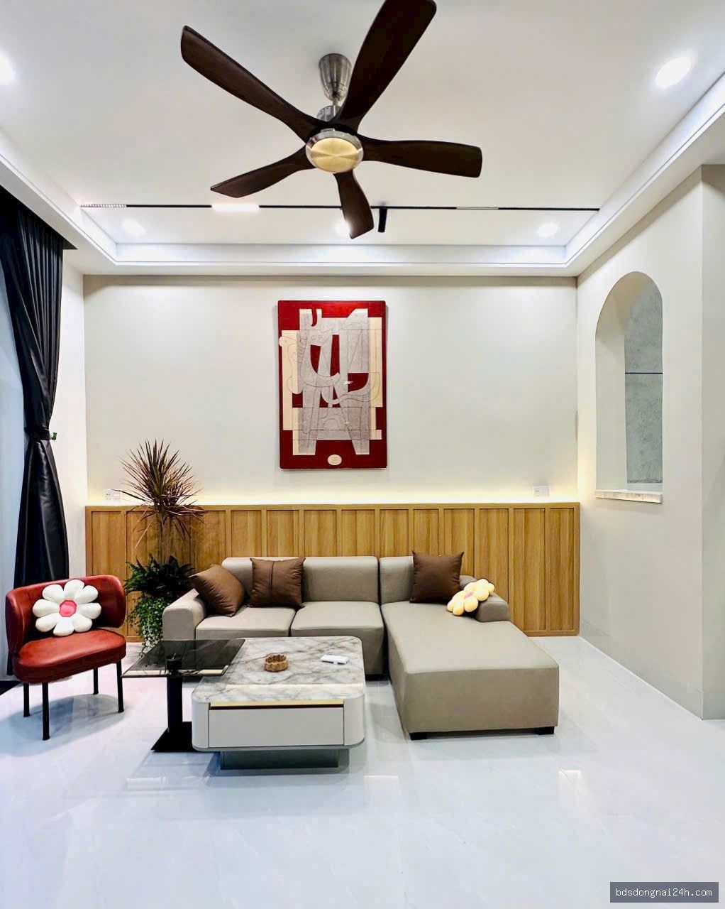 Bán nhà 1 trệt 1 lầu, sân ô tô, gần chợ tại Trảng Dài, Biên Hòa - Hình ảnh 5