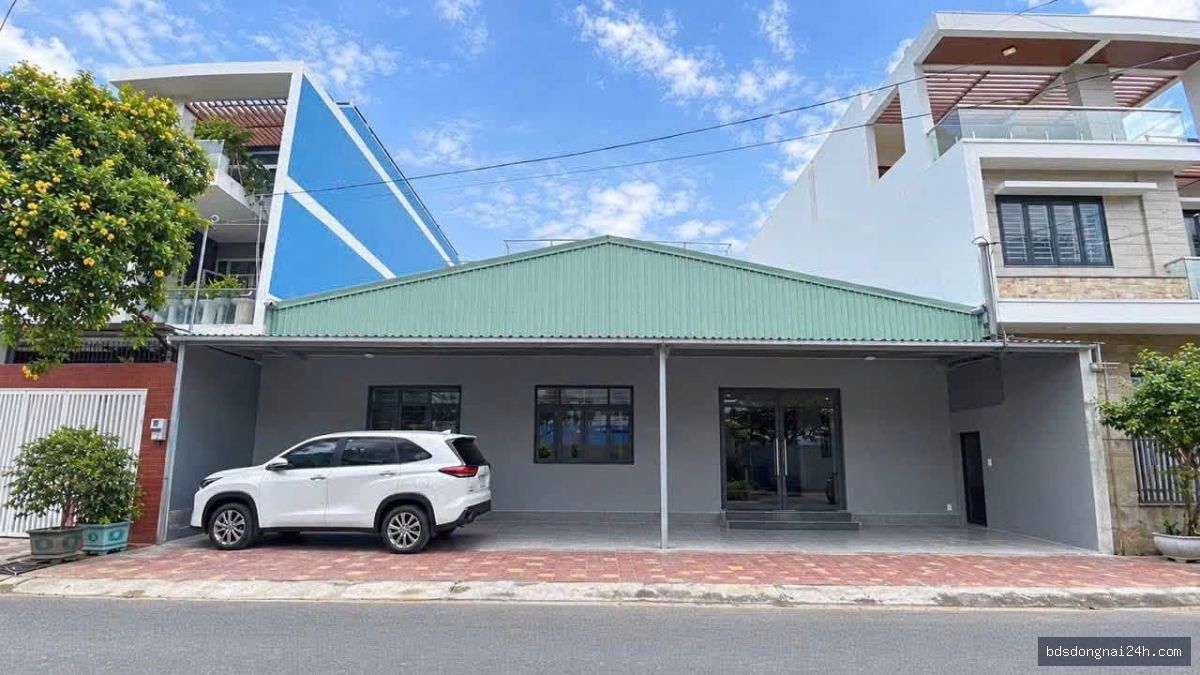 Cho thuê mặt bằng kinh doanh KDC D2D (450m²)