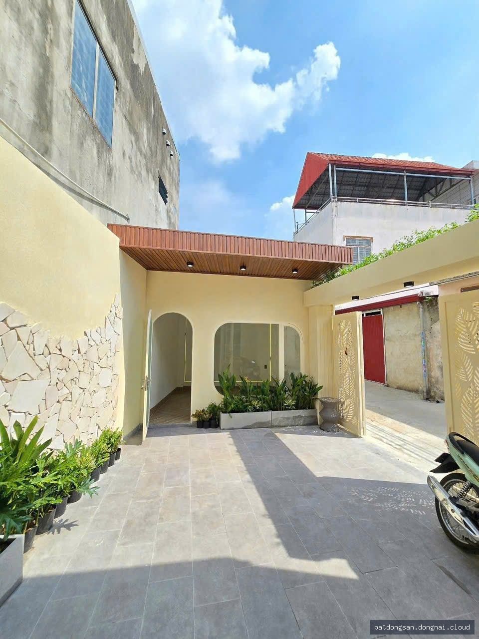 Bán nhà phố sân ô tô tại Hố Nai, Biên Hòa (88m²) - Hình ảnh 2