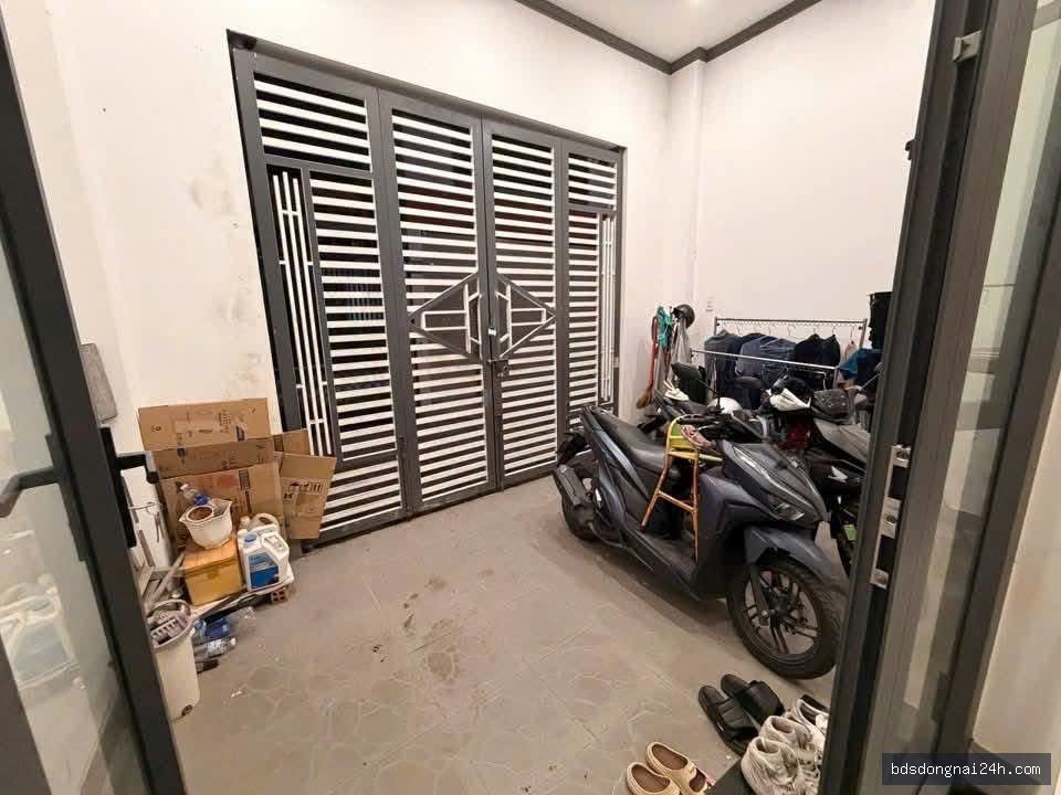 Bán nhà 1 trệt 1 lầu tại Tân Hiệp, Biên Hòa (60m²) - Hình ảnh 1