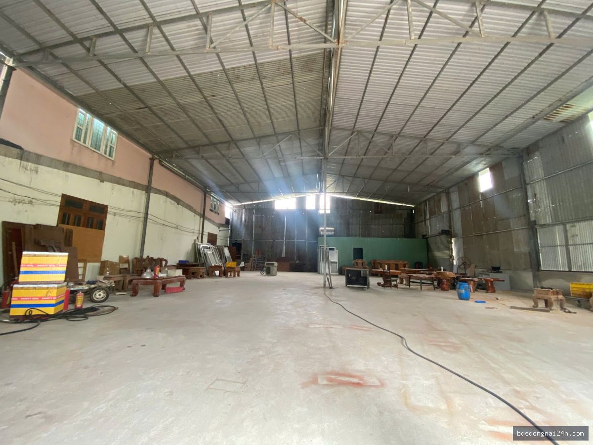 Cho thuê kho xưởng (500M2)