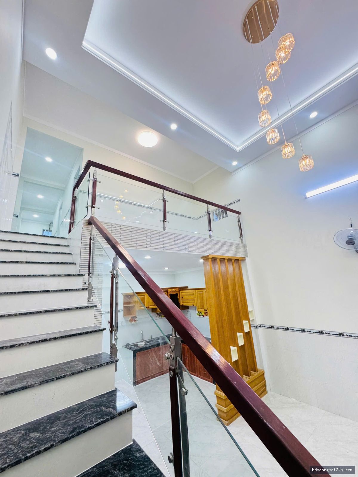Bán nhà phố - Hình ảnh 2