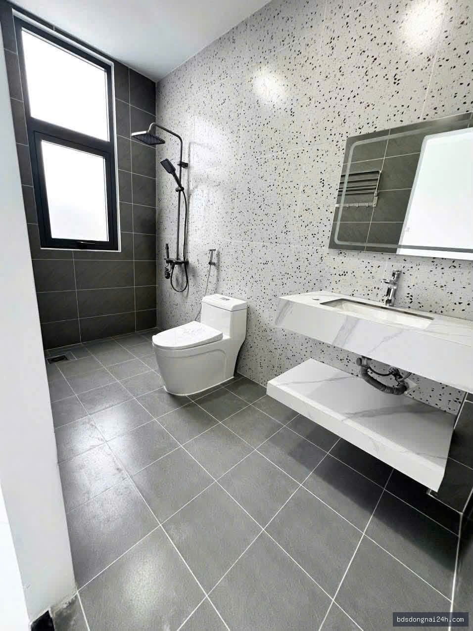 Bán nhà phố, sân ô tô tại Tân Triều (100m²) - Hình ảnh 10
