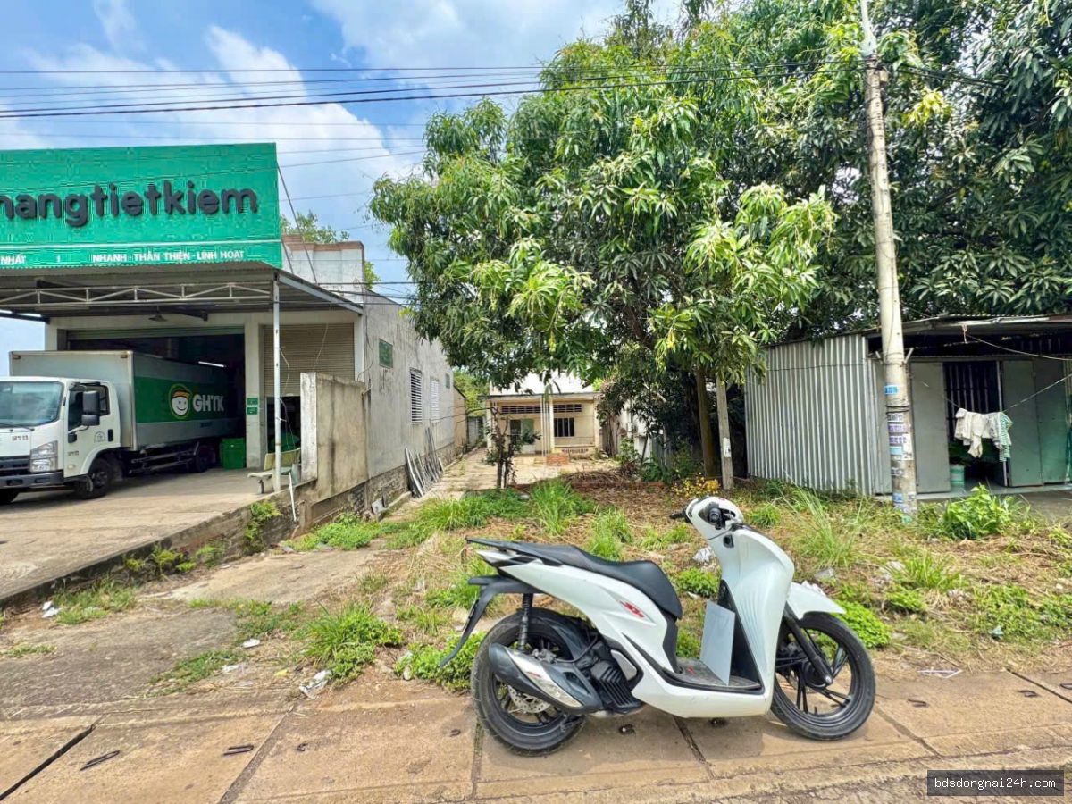Bán bất động sản, mặt tiền tại Trảng Bom (369m²)