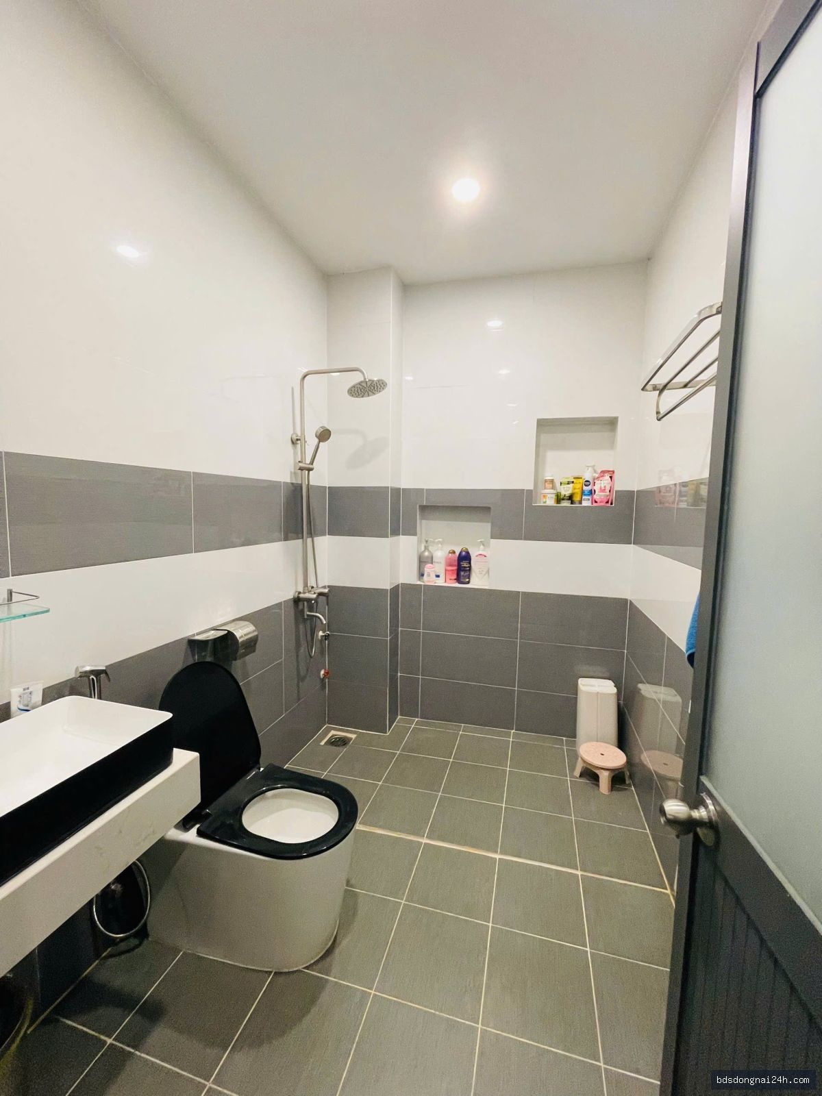 Bán nhà 1 trệt 2 lầu tại Hiệp Hòa, Biên Hòa (180m²) - Hình ảnh 9