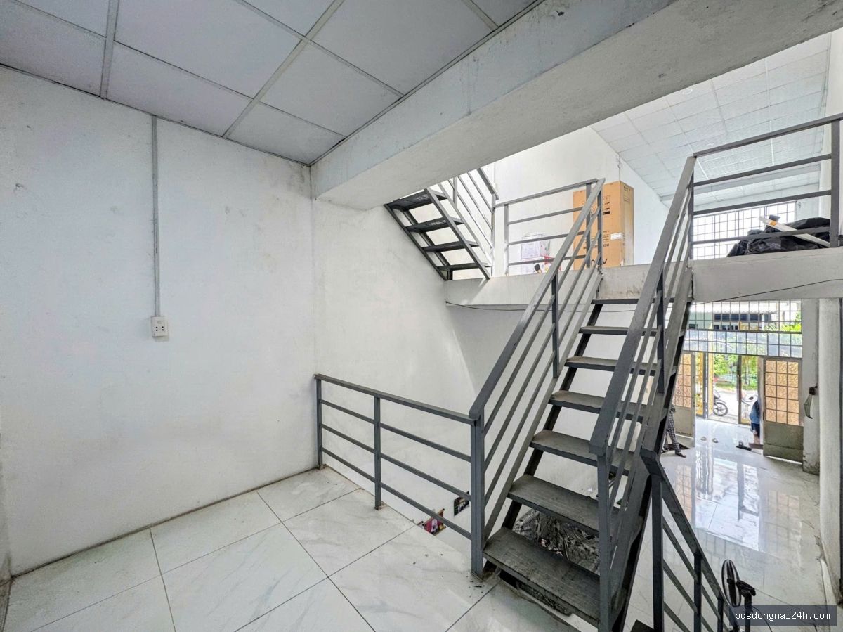 Bán nhà phố tại Hố Nai, Biên Hòa (140m²) - Hình ảnh 9