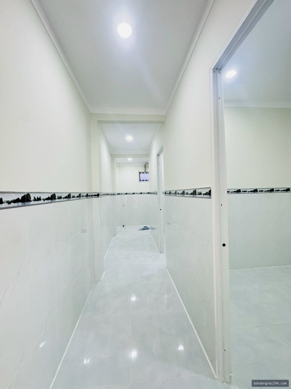 Bán nhà phố - Hình ảnh 2