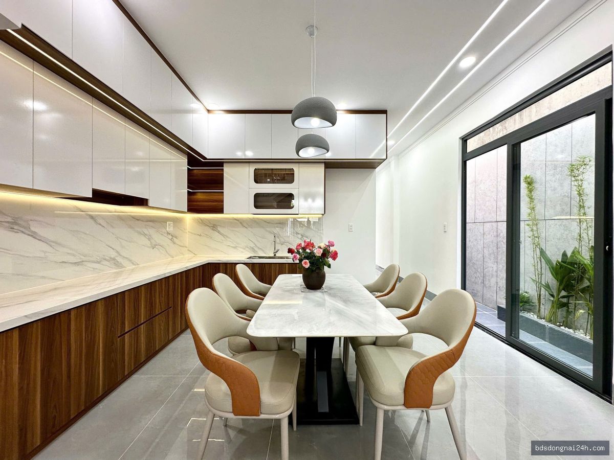 Bán nhà phố hiện đại, sân ô tô tại Trảng Dài, Biên Hòa (170m²) - Hình ảnh 10