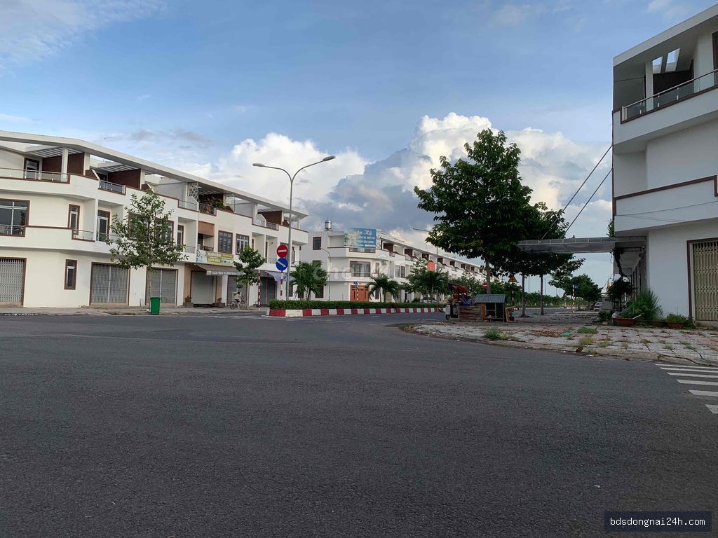 Cho thuê nhà phố tại Trảng Bom - Hình ảnh 2