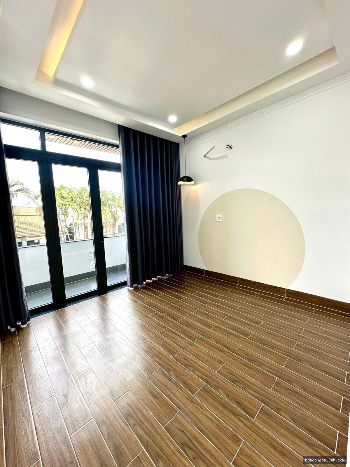 Bán nhà phố hiện đại, sân ô tô tại Tân Phong, Biên Hòa (100m²) - Hình ảnh 9