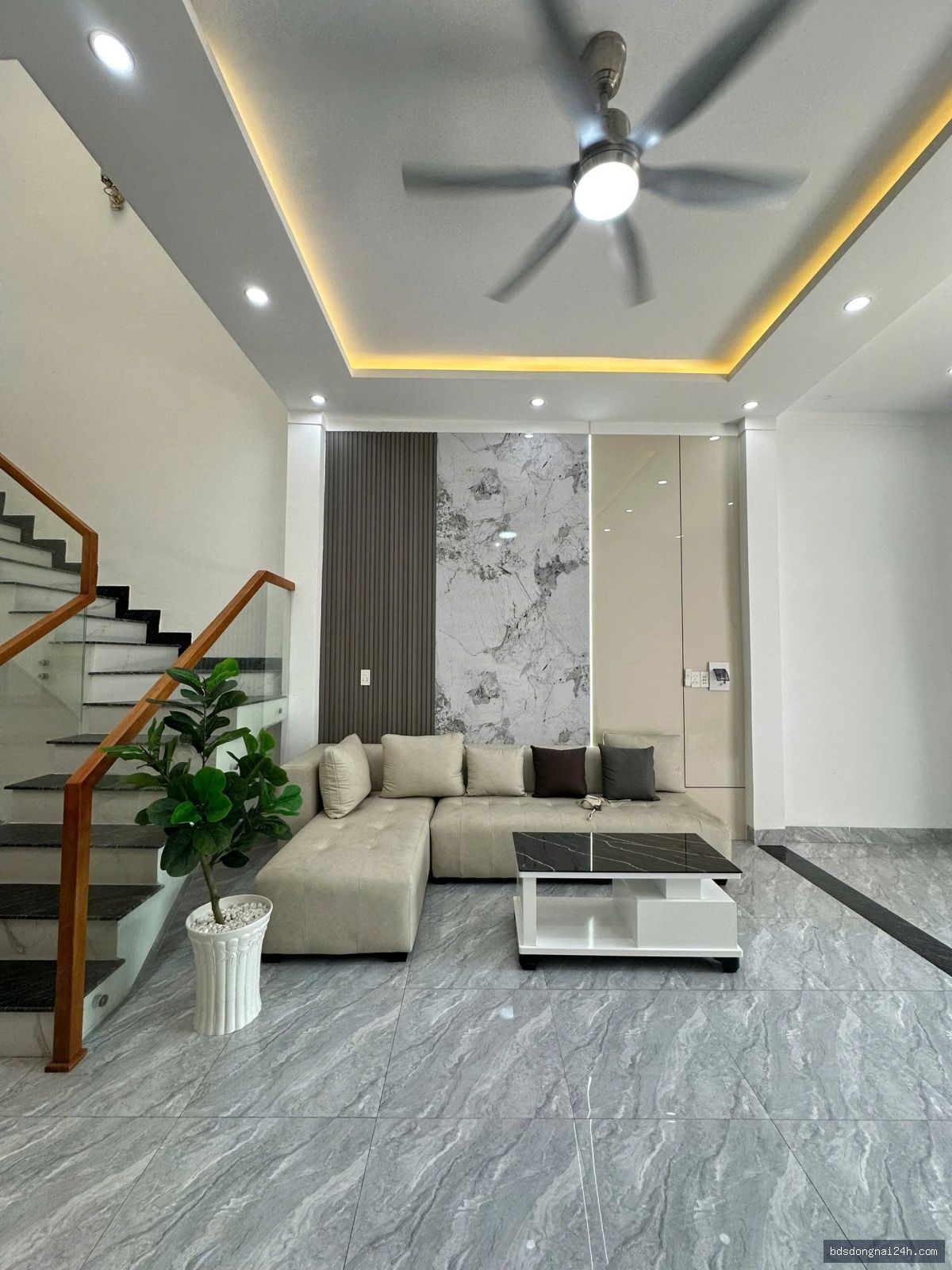Bán nhà 1 trệt 1 lầu, sân ô tô, gần chợ tại Trảng Dài, Biên Hòa - Hình ảnh 10