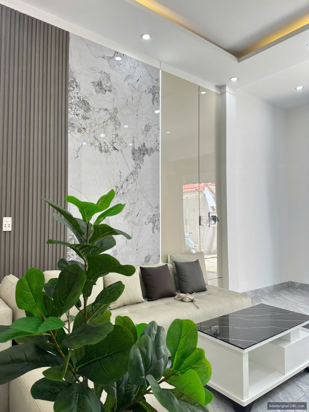 Bán nhà phố, sân ô tô, mặt tiền tại Trảng Dài, Biên Hòa (100m²) - Hình ảnh 12