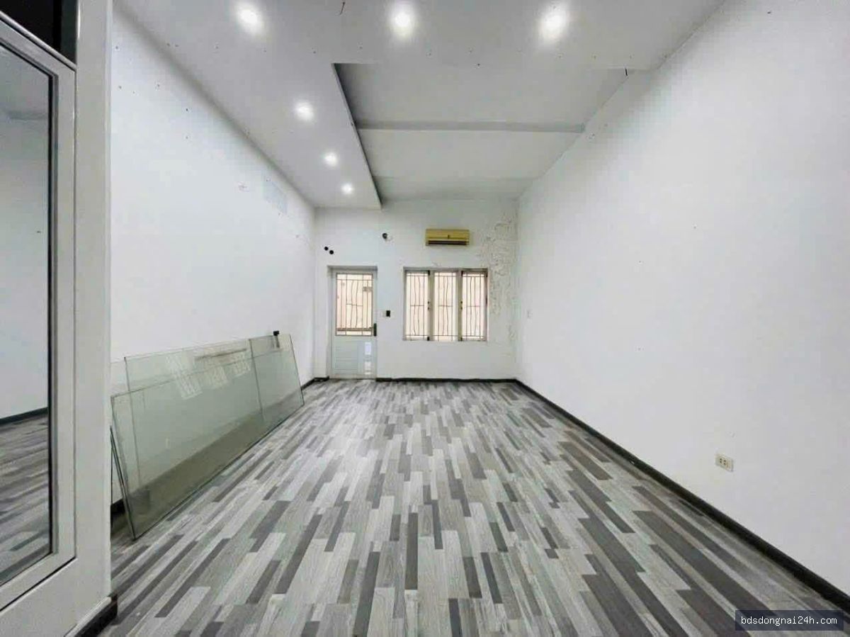 Cho thuê nhà phố mặt tiền tại Tam Hiệp, Biên Hòa (100m²) - Hình ảnh 3