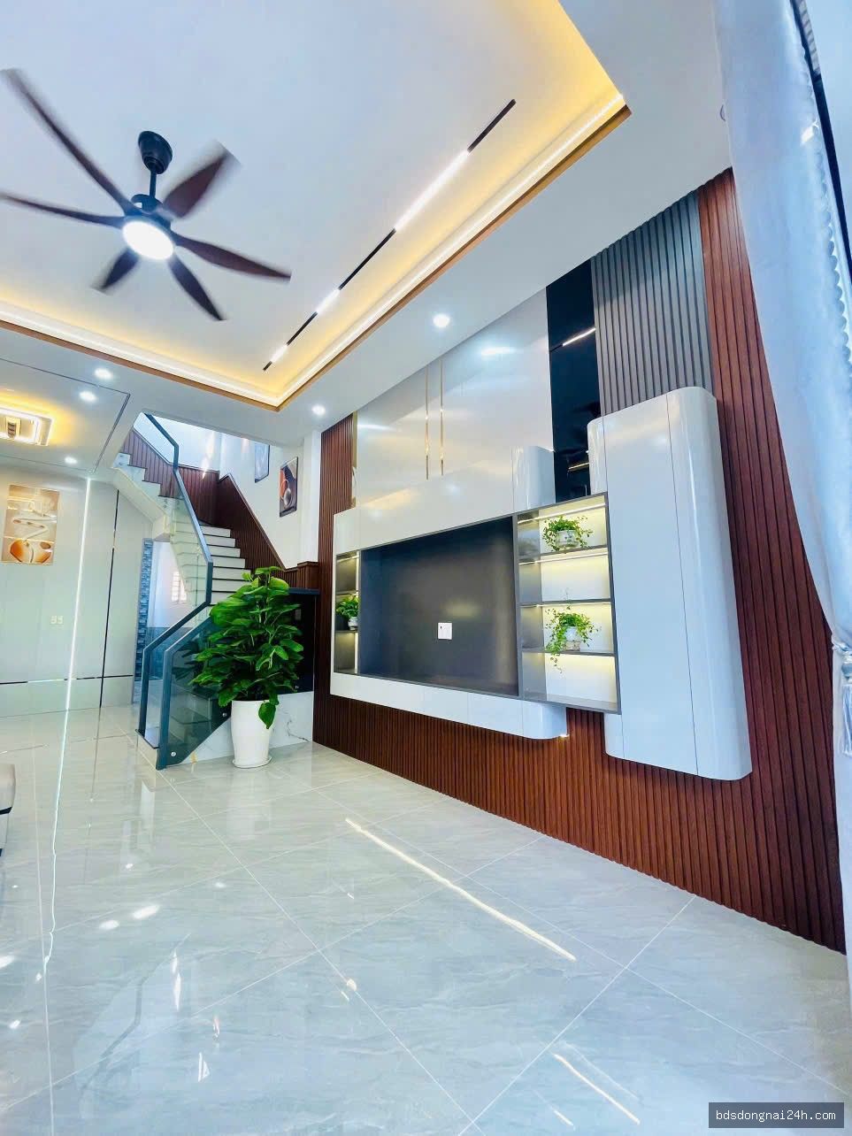 Bán nhà lầu kiên cố sân ô tô, mặt tiền tại Trảng Dài, Biên Hòa (90m²) - Hình ảnh 5