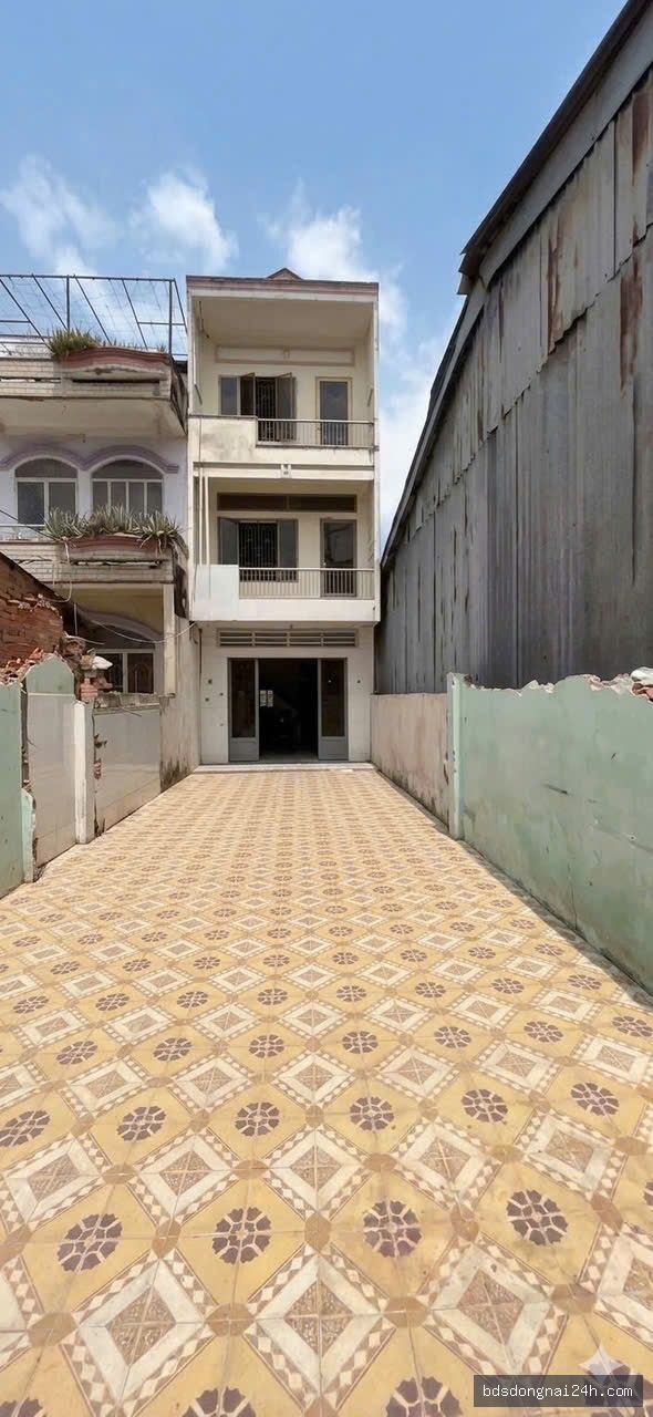 Bán nhà 1 trệt 1 lầu, mặt tiền - Hình ảnh 3