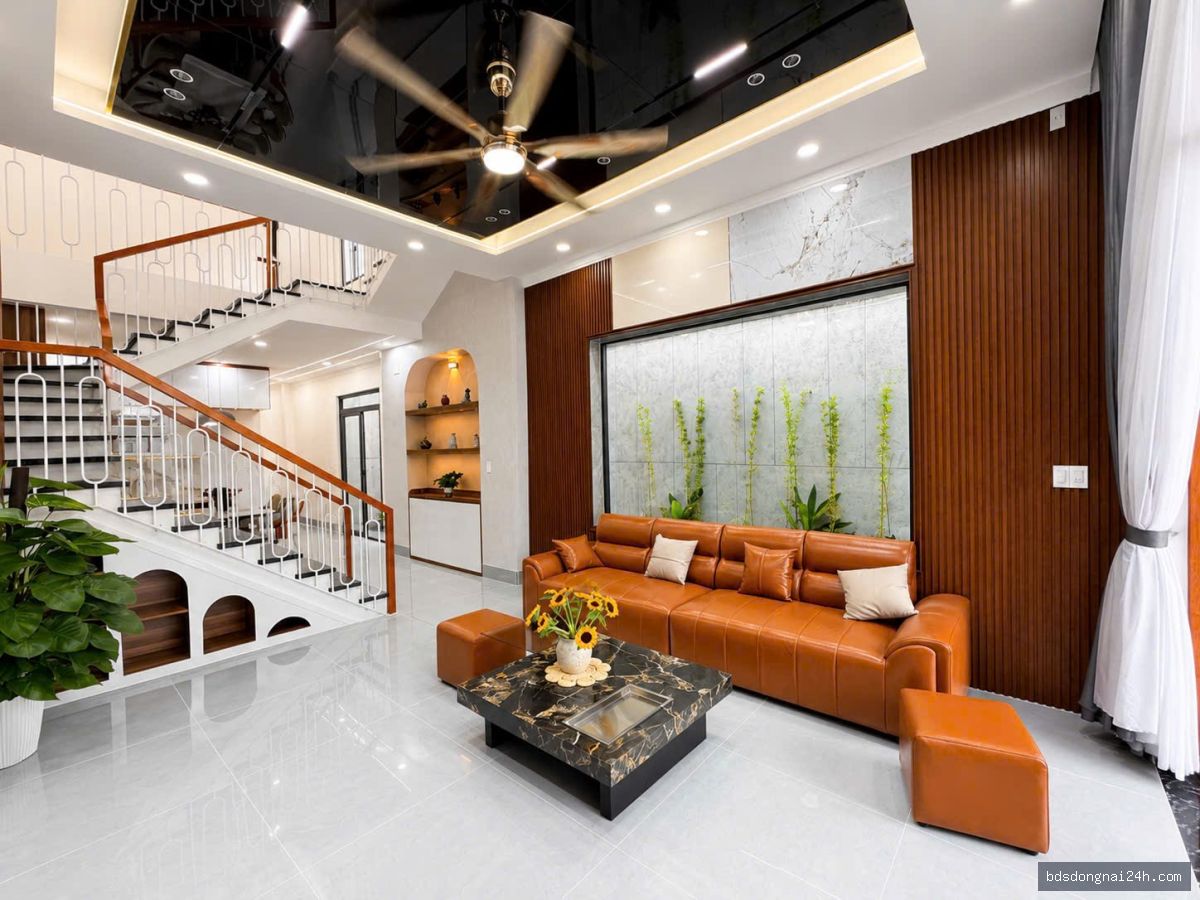 Bán nhà phố hiện đại, sân ô tô tại Trảng Dài, Biên Hòa (170m²) - Hình ảnh 7