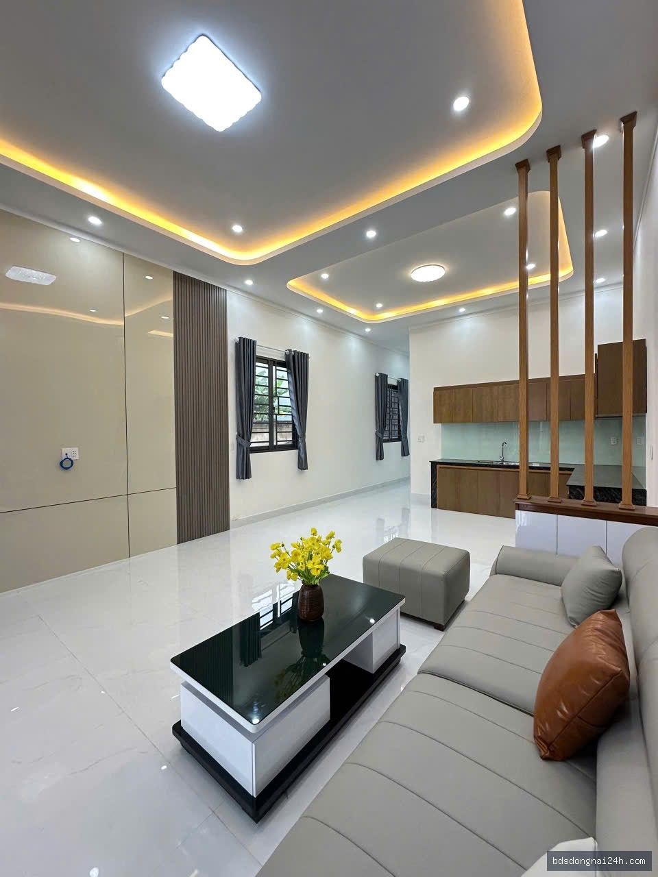 Cho thuê nhà phố mặt tiền (100m²) - Hình ảnh 2