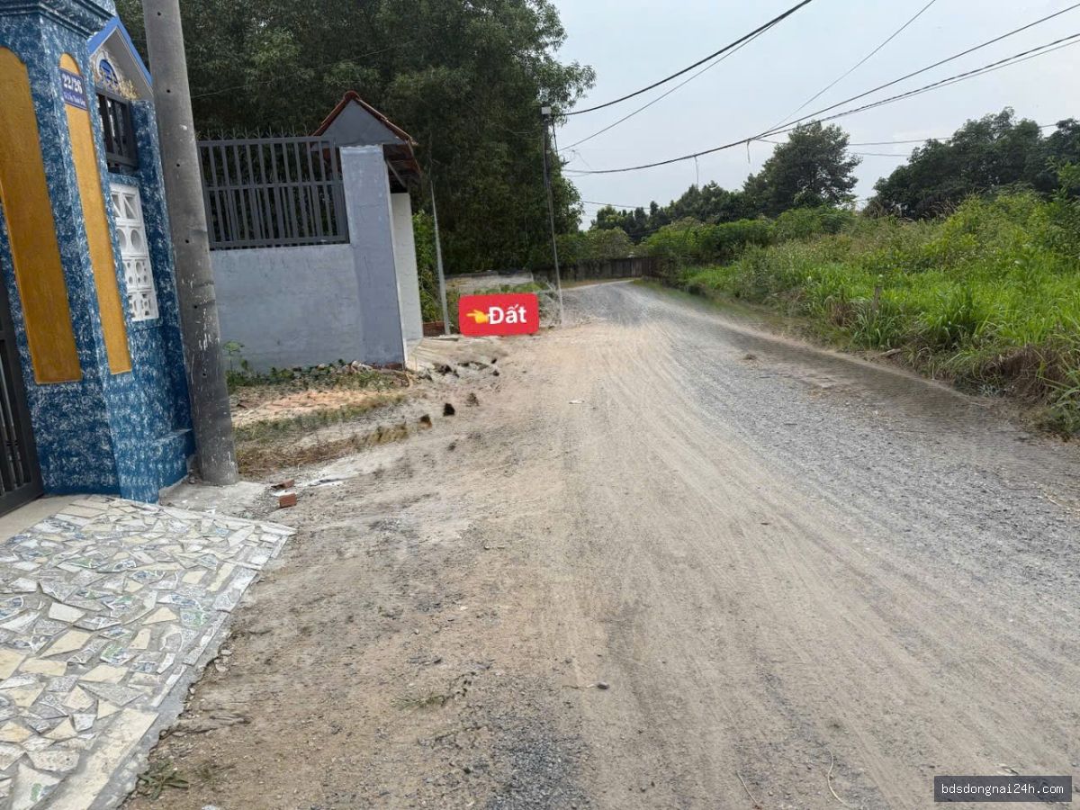 Bán nhà phố gần chợ - Hình ảnh 2