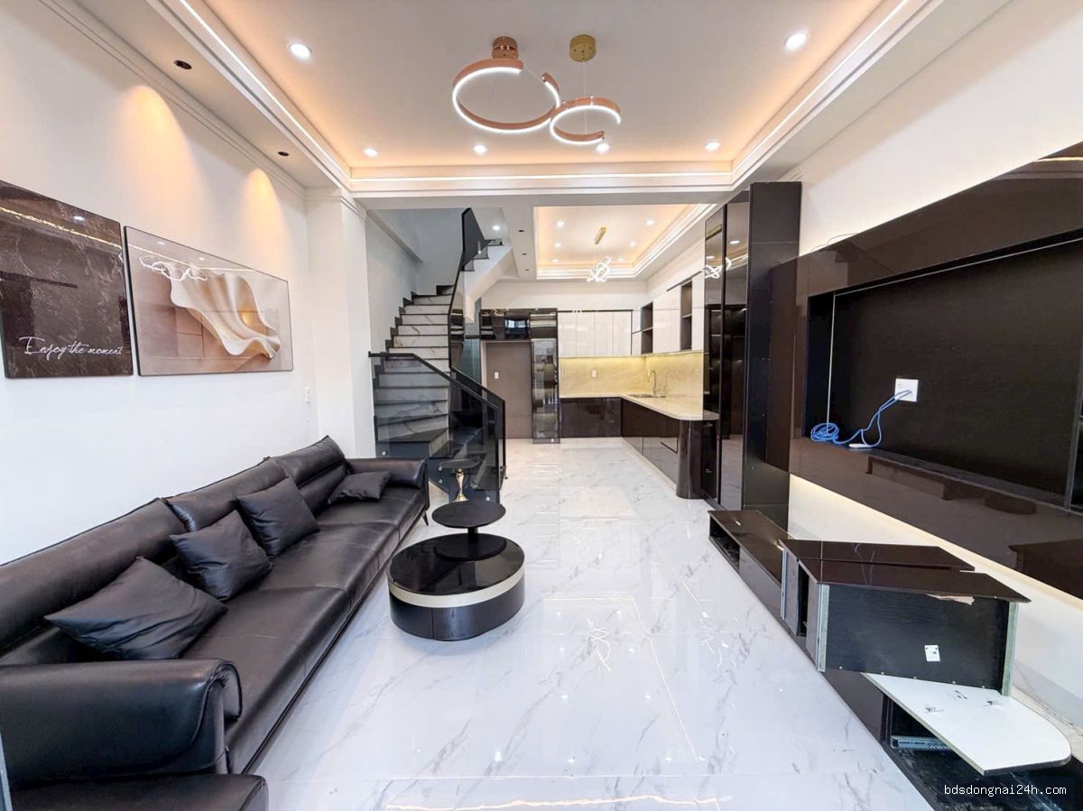 Bán nhà 1 trệt 2 lầu, sân ô tô, full nội thất (75.6m²) - Hình ảnh 4