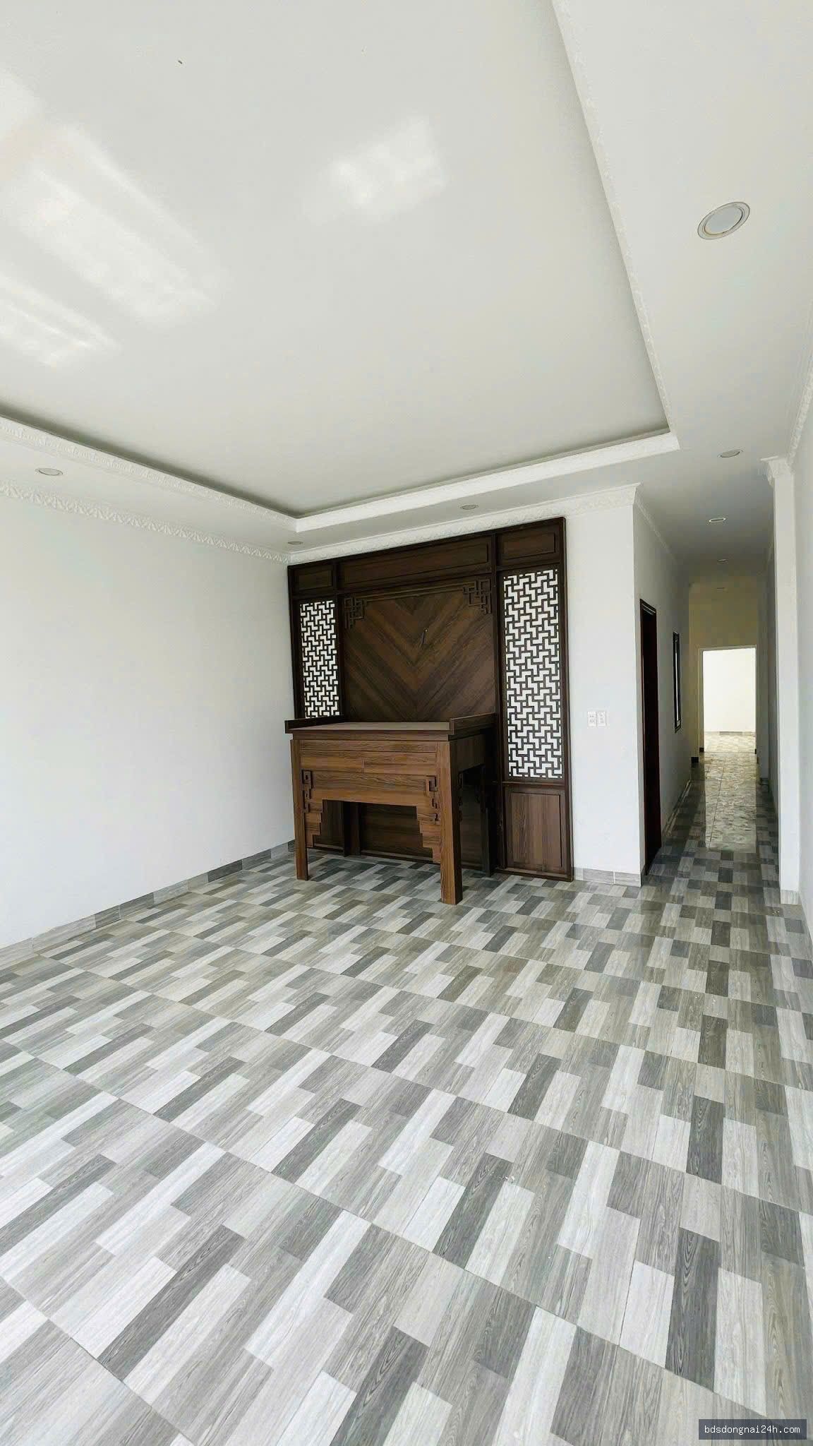 Bán nhà 1 trệt 2 lầu, gần chợ (90m²) - Hình ảnh 11