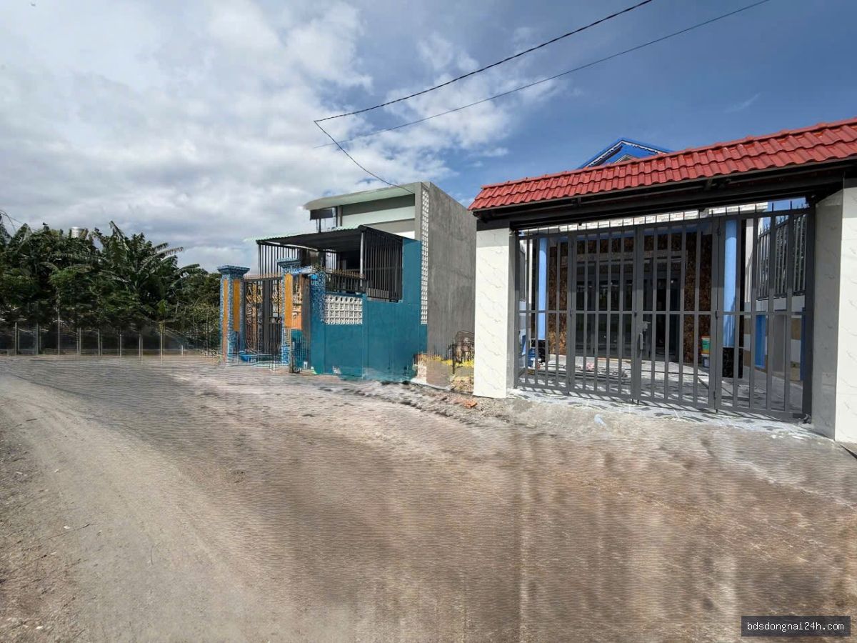 Bán nhà phố gần chợ - Hình ảnh 5