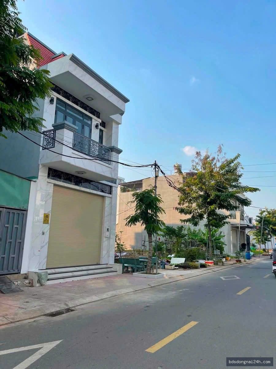 Cho thuê nhà 1 trệt 1 lầu