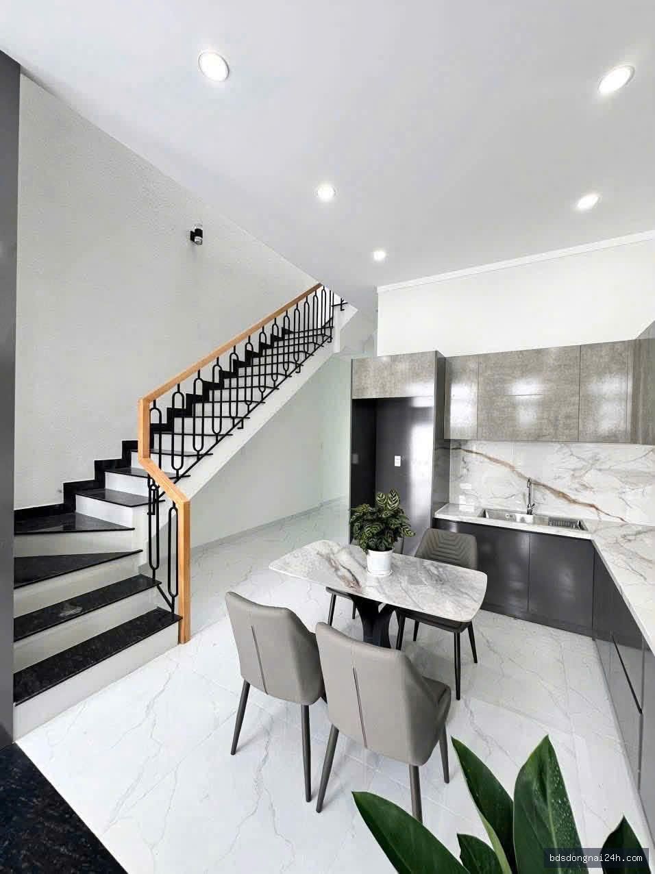 Bán nhà phố, sân ô tô tại Tân Triều (100m²) - Hình ảnh 5