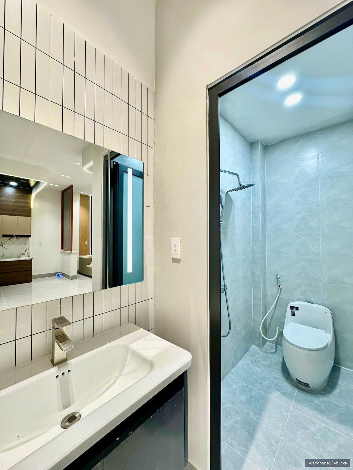 Bán nhà 1 trệt 2 lầu, sân ô tô (180m²) - Hình ảnh 13