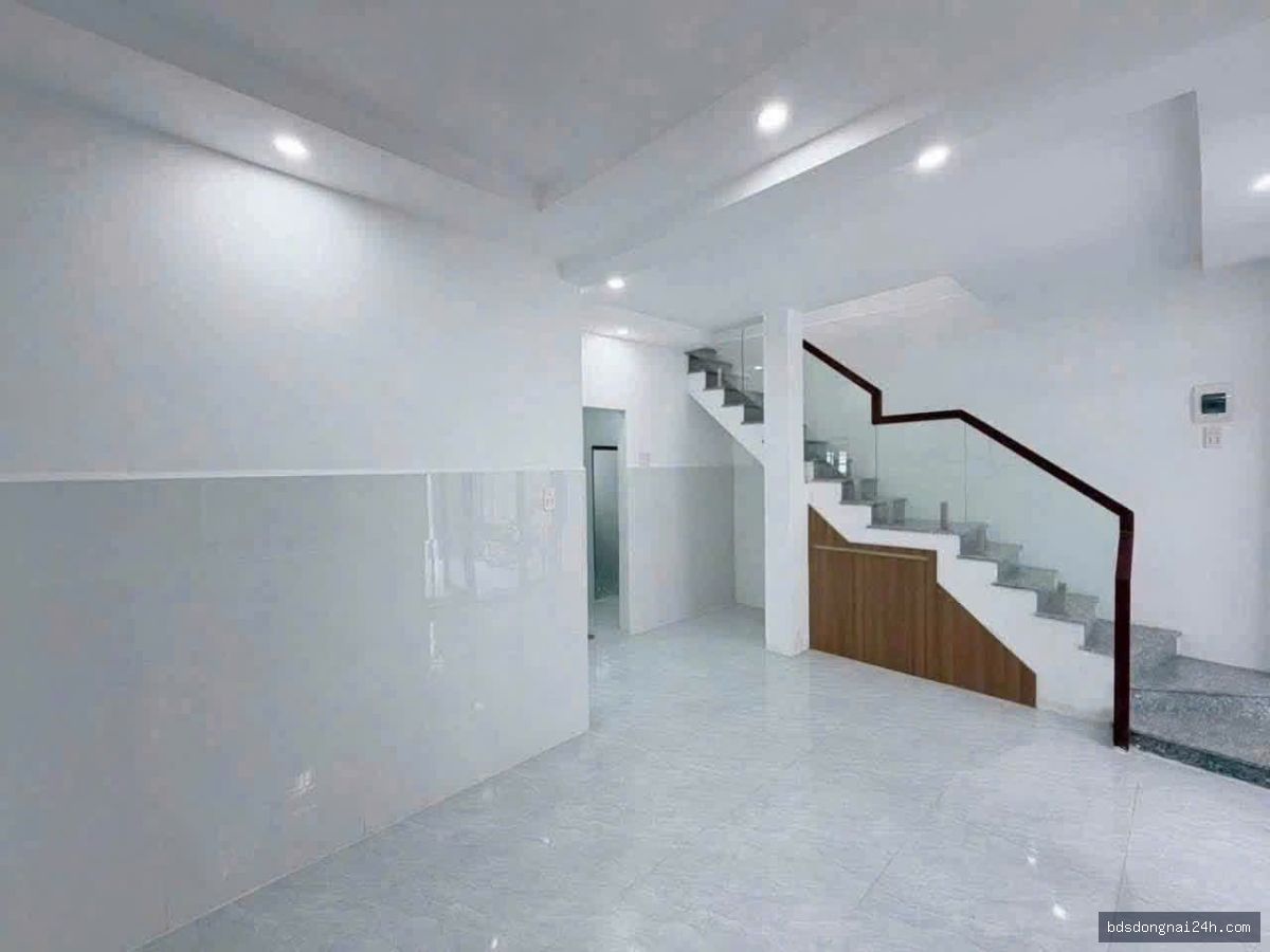 Bán nhà 1 trệt 1 lầu, gần chợ - Hình ảnh 9
