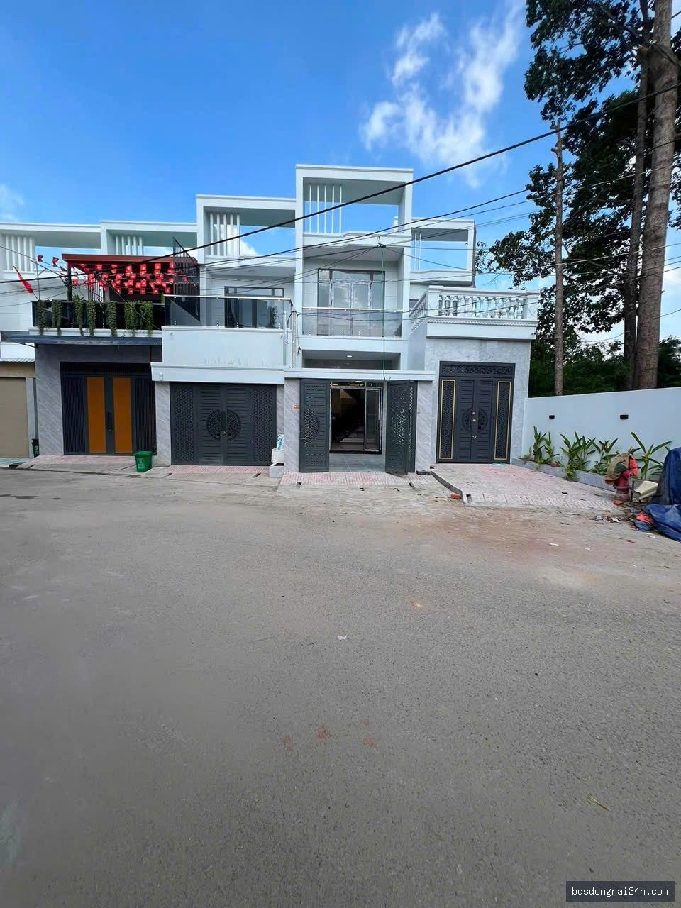 Bán nhà 1 trệt 1 lầu sân ô tô - Hình ảnh 13