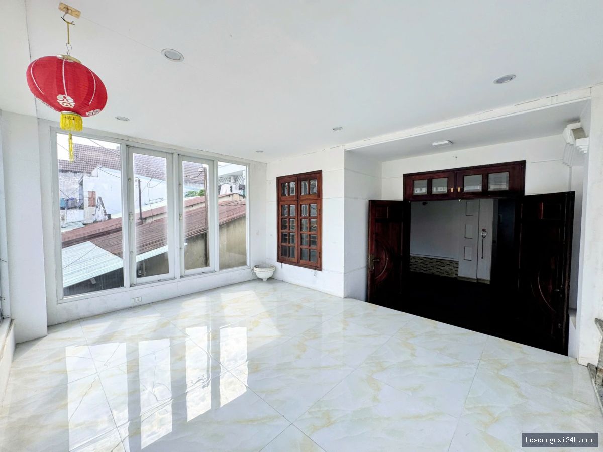 Bán nhà 1 trệt 2 lầu tại Hố Nai, Biên Hòa (105m²) - Hình ảnh 8