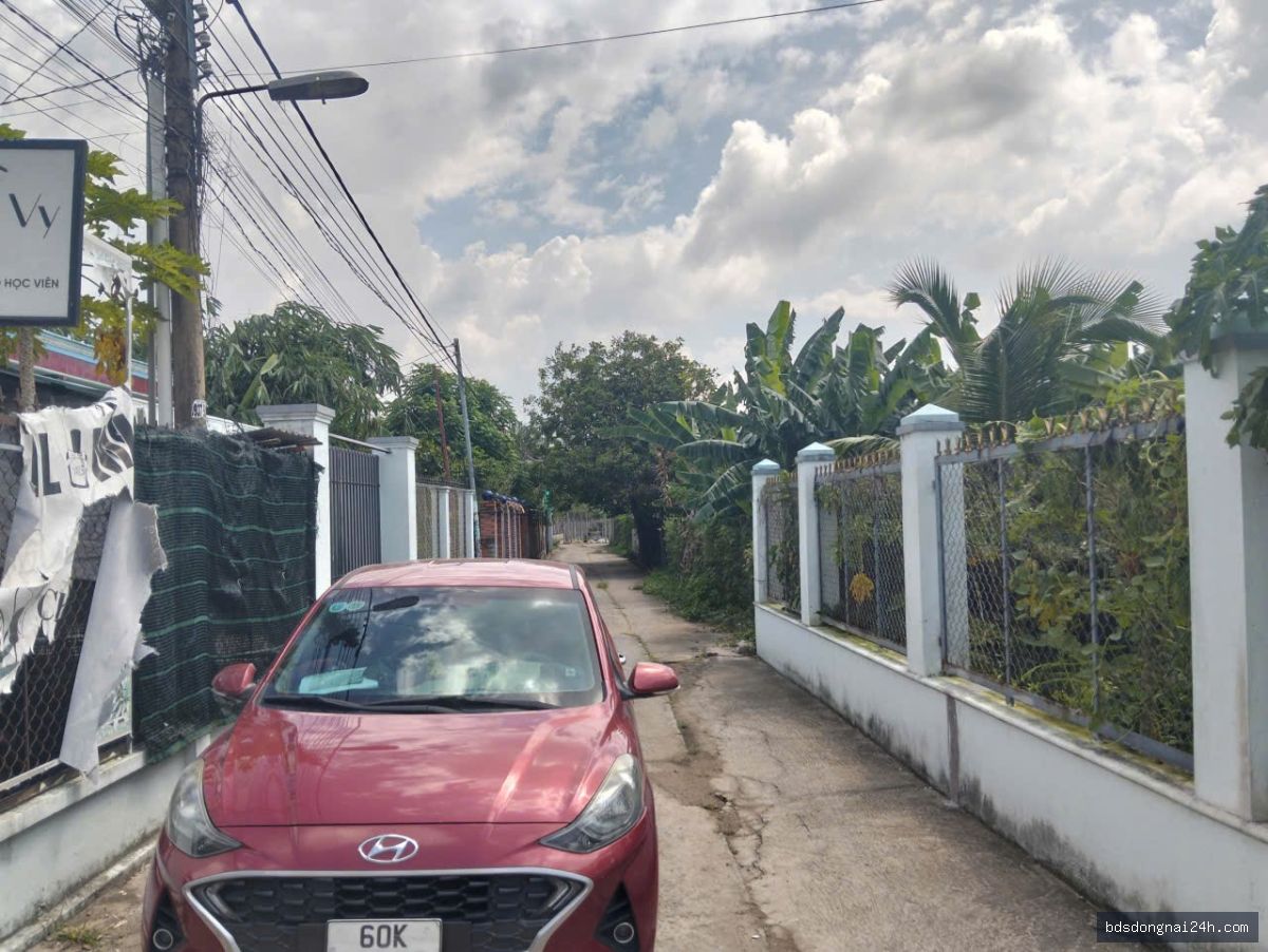 Bán nhà phố tại Nhơn Trạch (206.3m²)